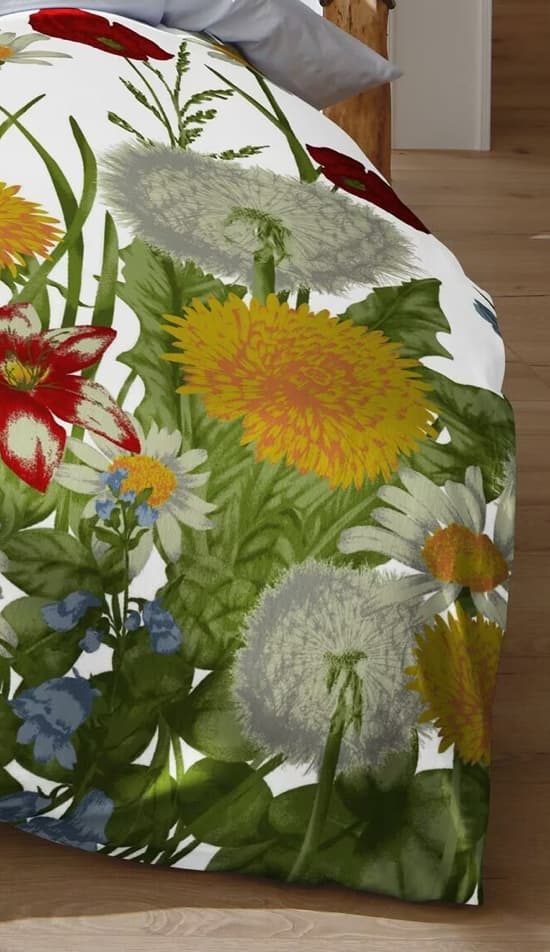 Traumschlaf Mako-Satin Bettwäsche Milano Wildblumenwiese weiß